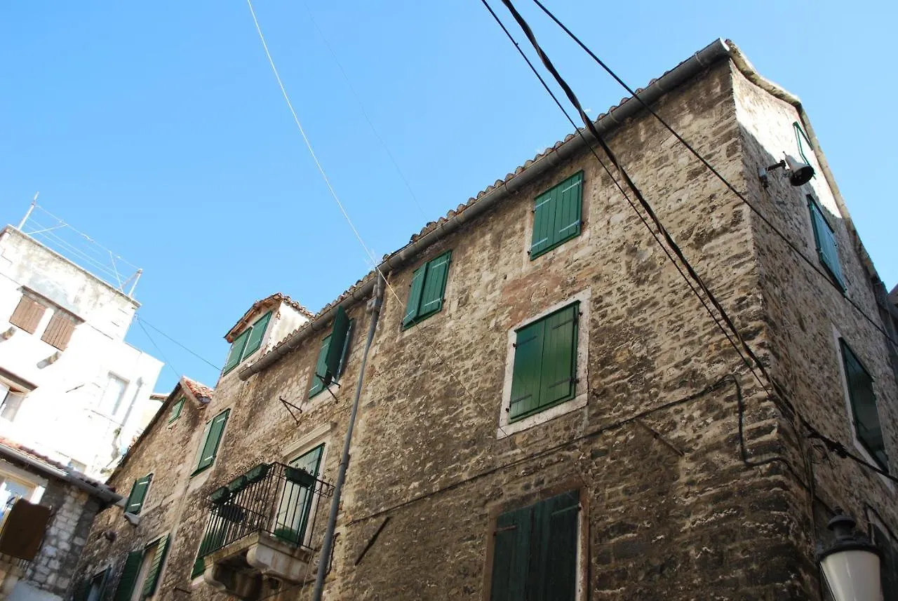 Apartments With Wifi Split - 8672